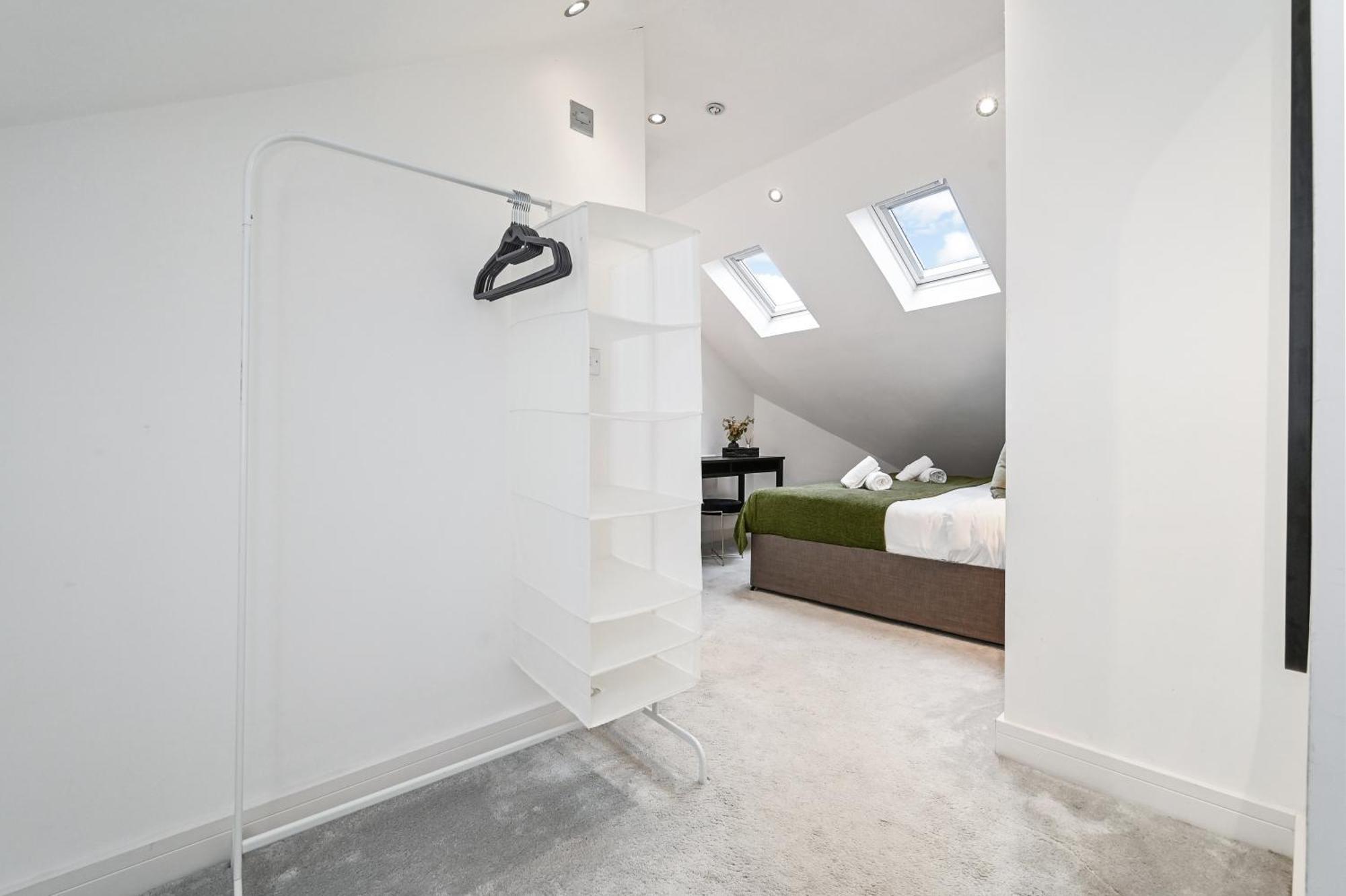 Family 1 Bed Apt Near Cardiff City Centre, Free Parking, Quiet, Secure Neighbourhood Bagian luar foto